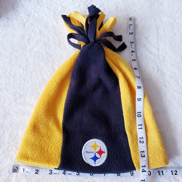 NFL Game Day Fringed Steelers Beanie - Picture 3 of 5